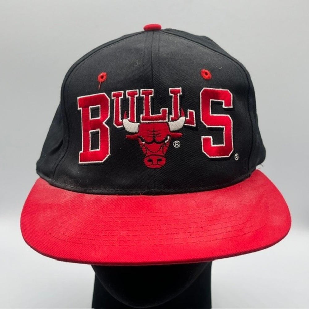 Vintage Chicago Bulls Snapback Hat Montgomery Ward Promo Black Red NBA Cap OSFM